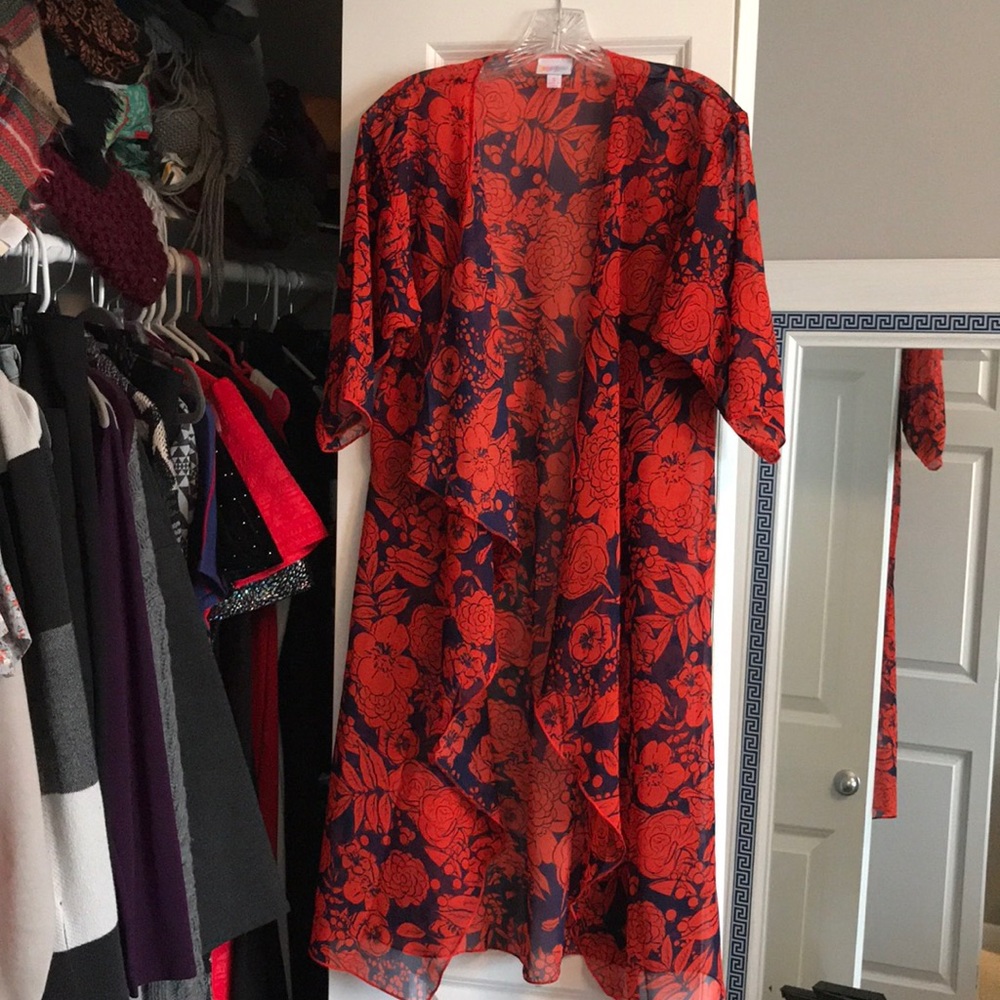 Small Sheer Lularoe Shirley